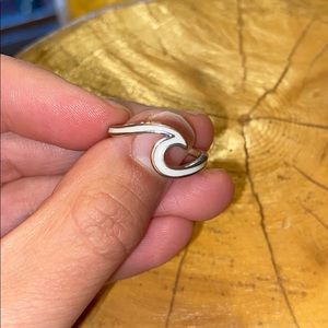 pura vida rose gold white filled wave ring